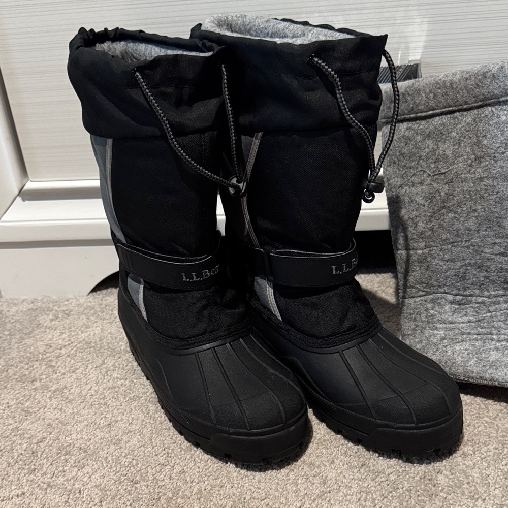 L.L. Bean Black and Gray Kids Snow Boots